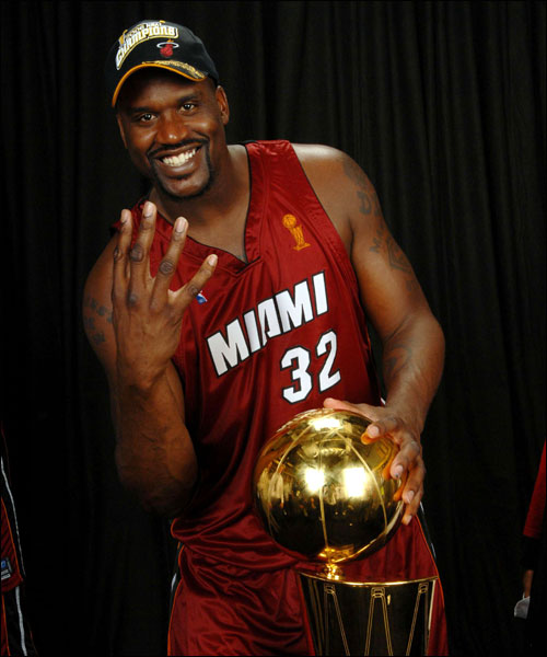 Shaquille_ONeal_anillo_Miami_Heat